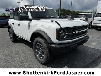 2025 Oxford White Ford Bronco Big Bend 4 Door SUV 4X4 2.3L EcoBoost I-4 Engine Automatic