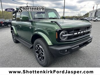 2025 Ford Bronco Outer Banks 4X4 Automatic SUV