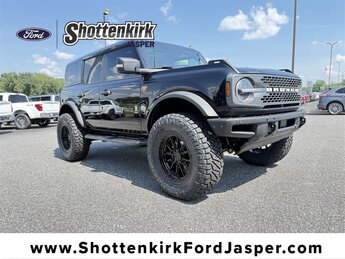 2025 Shadow Black Ford Bronco Badlands Manual 2.7L EcoBoost V6 Engine 4 Door SUV