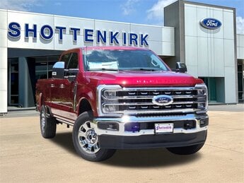 2025 Ford Super Duty F-250 SRW Lariat 4 Door Automatic 4X4 Power Stroke 6.7L V8 DI 32V OHV Turbodiesel Engine