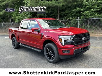 2025 Rapid Red Metallic Tinted Clearcoat Ford F-150 Lariat 5.0L V8 Engine Truck Automatic
