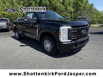 2025 Agate Black Metallic Ford Super Duty F-350 SRW XL 6.8L V8 Engine Truck Automatic RWD