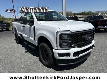 2025 Ford Super Duty F-350 SRW XL 2 Door Truck Automatic 7.3L V8 PFI SOHC 16V Federal 405hp Engine 4X4