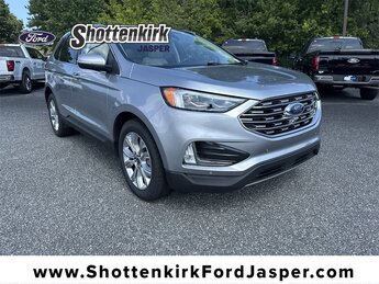2022 Iconic Silver Metallic Ford Edge Titanium 4 Door SUV AWD
