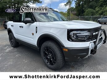 2025 Oxford White Ford Bronco Sport Badlands SUV 4X4 4 Door