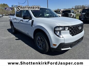 2025 Space White Metallic Ford Maverick XLT AWD EcoBoost 2.0L I4 GTDi DOHC Turbocharged VCT Engine Truck