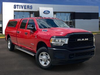 2019 Flame Red Clearcoat Ram 3500 Tradesman 4X4 Automatic Cummins 6.7L I6 Turbodiesel Engine Truck 4 Door