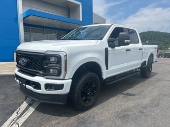 2025 Ford Super Duty F-350 SRW XL Automatic Truck 7.3L V8 PFI SOHC 16V Federal 405hp Engine