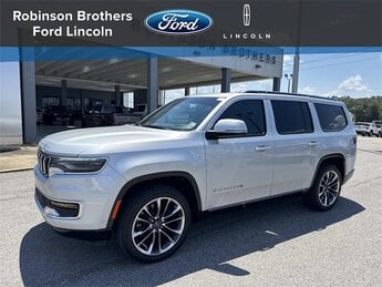 2022 Jeep Wagoneer Series III 4 Door Automatic SUV RWD