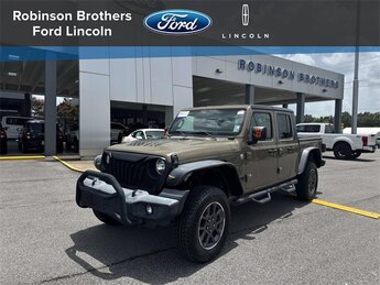 2020 Gator Clearcoat Jeep Gladiator Sport 4X4 Truck Automatic 4 Door 3.6L V6 24V VVT Engine