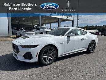 2025 Oxford White Ford Mustang GT Car 2 Door RWD 5.0L V8 Ti-VCT Engine