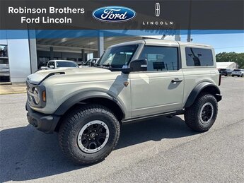 2025 Ford Bronco Badlands SUV 4X4 2 Door 2.3L EcoBoost I-4 Engine