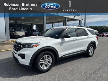 2021 White Ford Explorer XLT Automatic 4 Door SUV RWD