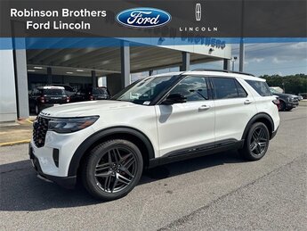 2025 Ford Explorer ST 4 Door SUV 3.0L EcoBoost V6 Engine 4X4 Automatic