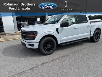2025 White Ford F-150 XLT Automatic 4 Door RWD Truck 2.7L V6 EcoBoost Engine