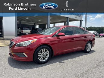 2015 Hyundai Sonata SE 4 Door Car Automatic