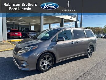 2017 Toyota Sienna SE 4 Door 3.5L V6 SMPI DOHC Engine Van Automatic