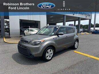 2016 Titanium Gray Kia Soul Base Crossover 4 Door FWD 1.6L I4 DGI Engine Automatic