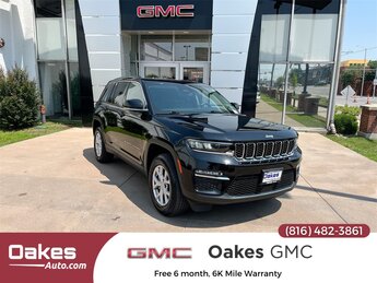 2022 Diamond Black Crystal Pearlcoat Jeep Grand Cherokee Limited 3.6L V6 24V VVT Engine SUV 4 Door
