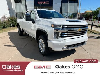 2022 Summit White Chevrolet Silverado 2500HD High Country Duramax 6.6L V8 Turbodiesel Engine Truck Automatic
