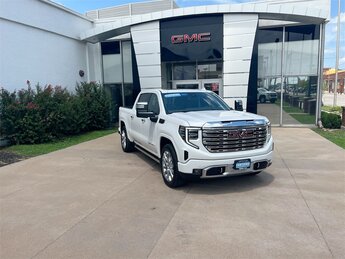 2024 White Frost Tricoat GMC Sierra 1500 Denali 4 Door 4X4 EcoTec3 6.2L V8 Engine Truck