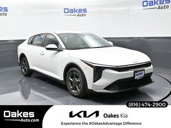 2025 Kia K4 LXS 4 Door 2.0L I4 MPI Engine Automatic (CVT) FWD