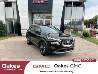 2023 Super Black Nissan Rogue SV 4 Door FWD 1.5L I3 Turbocharged DOHC 12V LEV3-ULEV50 201hp Engine