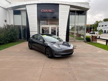 2022 Gray Tesla Model 3 Long Range AWD Car 4 Door Automatic Electric Motor Engine