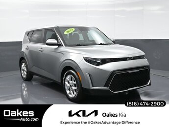 2023 Steel Gray Kia Soul LX FWD Crossover 4 Door 2.0L I4 DOHC Engine Automatic (CVT)