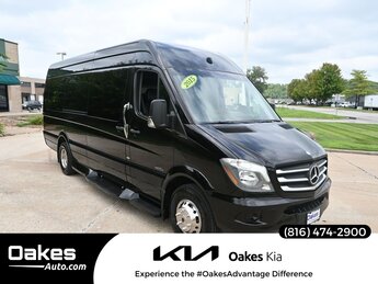 2015 Mercedes-Benz Sprinter 3500 Cargo 170 WB RWD Van Automatic 3 Door