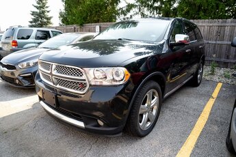 2013 Brilliant Black Crystal Pearlcoat Dodge Durango Citadel SUV Automatic HEMI 5.7L V8 Multi Displacement VVT Engine AWD