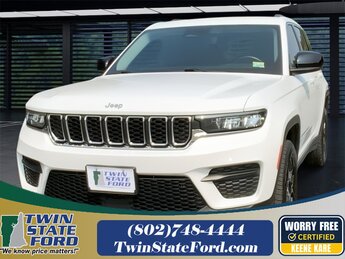 2022 Jeep Grand Cherokee Laredo 3.6L V6 24V VVT Engine 4 Door 4X4