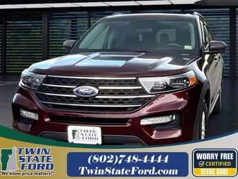 2022 Burgundy Velvet Tinted Clearcoat Ford Explorer XLT 4 Door SUV Automatic