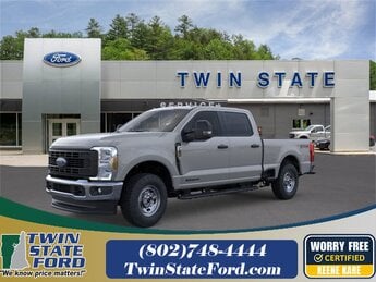 2025 Avalanche Ford Super Duty F-250 SRW XL 4 Door Automatic Truck Power Stroke 6.7L V8 DI 32V OHV Turbodiesel Engine