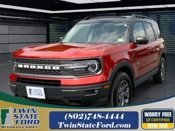 2022 Hot Pepper Red Tinted Clearcoat Ford Bronco Sport Badlands 4 Door EcoBoost 2.0L I4 GTDi DOHC Turbocharged VCT Engine Automatic 4X4 SUV