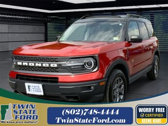2022 Hot Pepper Red Tinted Clearcoat Ford Bronco Sport Badlands 4 Door EcoBoost 2.0L I4 GTDi DOHC Turbocharged VCT Engine Automatic 4X4 SUV