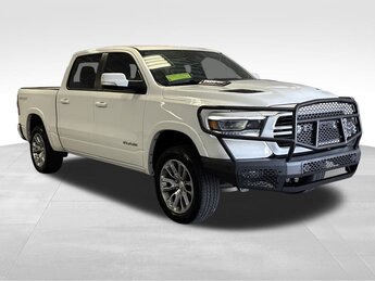 2022 Ram 1500 Laramie 4 Door HEMI 5.7L V8 Multi Displacement VVT Engine 4X4