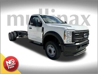 2024 Oxford White Ford Super Duty F-550 DRW XL Truck 7.3L V8 PFI OHV 16V Federal 335hp Engine 2 Door RWD