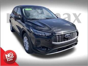 2025 Agate Black Metallic Ford Escape Active FWD Automatic 4 Door 1.5L EcoBoost Engine SUV