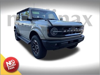2025 Desert Sand Ford Bronco Outer Banks 2.3L EcoBoost I-4 Engine SUV Automatic