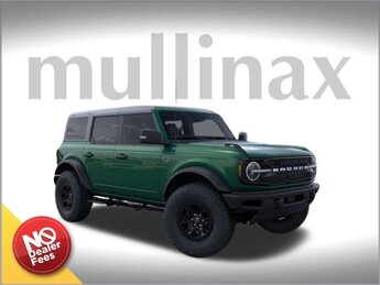 2024 Eruption Green Metallic Ford Bronco Wildtrak 4 Door SUV 2.7L EcoBoost V6 Engine Automatic