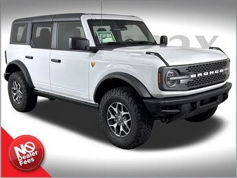 2024 Oxford White Ford Bronco Badlands 2.7L EcoBoost V6 Engine 4 Door SUV 4X4 Automatic