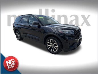 2025 Agate Black Metallic Ford Explorer ST-Line 2.3L EcoBoost I-4 Engine Automatic 4 Door RWD