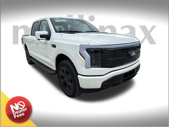 2025 Star White Metallic Tri-Coat Ford F-150 Lightning Platinum AWD Automatic Truck