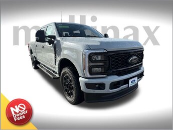 2025 Ford Super Duty F-250 SRW Lariat 4X4 Truck 4 Door 6.7L High Output Power Stroke V8 Diesel Engine