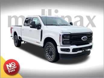 2025 Ford Super Duty F-250 SRW Platinum Truck 4X4 6.7L High Output Power Stroke V8 Diesel Engine Automatic 4 Door
