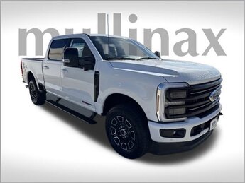 2025 White Ford Super Duty F-250 SRW Platinum 4X4 6.7L High Output Power Stroke V8 Diesel Engine Automatic 4 Door Truck