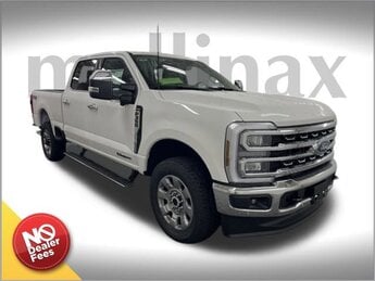 2025 STAR WHITE Ford Super Duty F-350 SRW Lariat Truck 6.7L Power Stroke V8 Turbodiesel Engine 4 Door