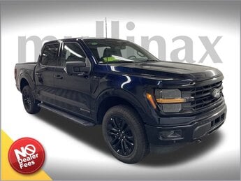 2025 Ford F-150 XLT 4X4 Automatic 3.5L PowerBoost Full-Hybrid V6 Engine 4 Door