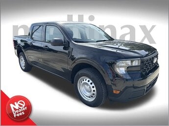 2025 Shadow Black Ford Maverick XL Truck AWD 4 Door